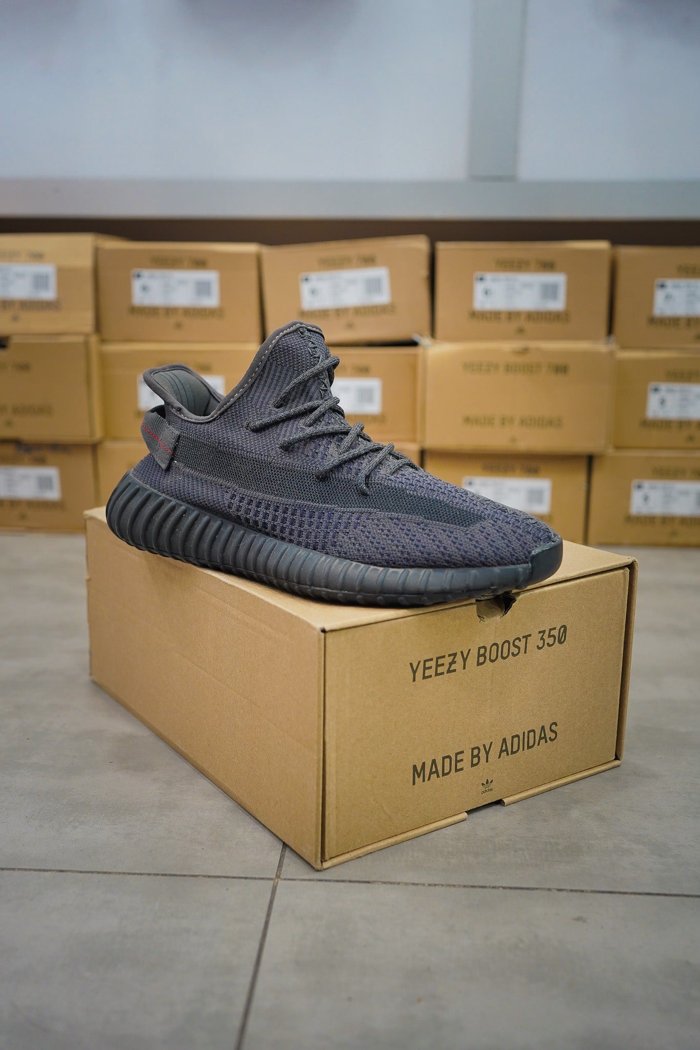 YEEZZY 350 PIRATE BLACK